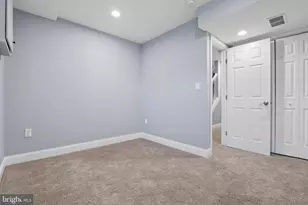 236 S Clinton St, Baltimore, MD 21224 - Photo 26