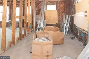 3900 5th St, Baltimore, MD 21225 - Photo 12