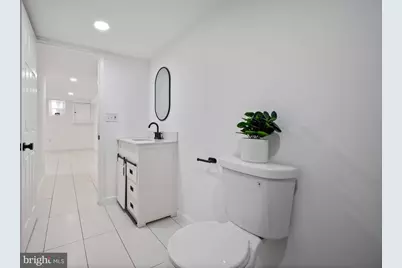 1015 Riverside Avenue, Baltimore, MD 21230 - Photo 32