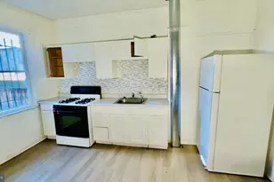 3102 E Fairmount Ave, Baltimore, MD 21224 - Photo 6