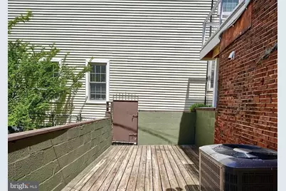 2242 E Fairmount Avenue, Baltimore, MD 21231 - Photo 8