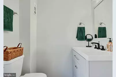 2242 E Fairmount Avenue, Baltimore, MD 21231 - Photo 2