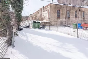 1115 Bonaparte Ave, Baltimore, MD 21218 - Photo 22