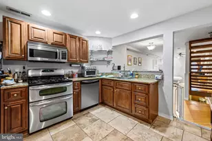 511 S Bradford Street S, Baltimore, MD 21224 - Photo 10