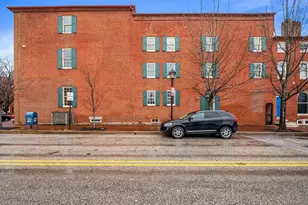 137 W Lee St, Baltimore, MD 21201 - Photo 2