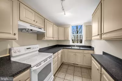 137 W Lee Street, Baltimore, MD 21201 - Photo 54