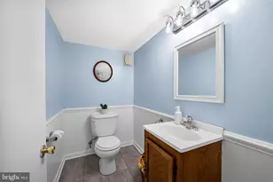 137 W Lee St, Baltimore, MD 21201 - Photo 48