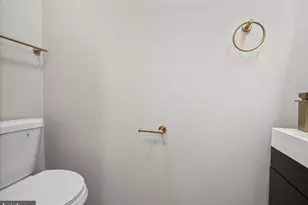 116 N Kenwood Ave, Baltimore, MD 21224 - Photo 36