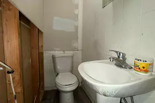 33 N Kresson St, Baltimore, MD 21224 - Photo 10