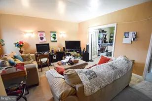 1620 Kingsway Rd, Baltimore, MD 21218 - Photo 2