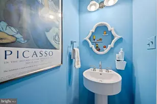 42 Bouton Green Ct, Baltimore, MD 21210 - Photo 10