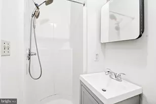 229 S Fremont Ave, Baltimore, MD 21230 - Photo 20