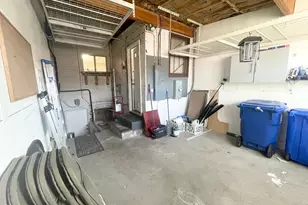 114 Highland Ave N, Baltimore, MD 21224 - Photo 12