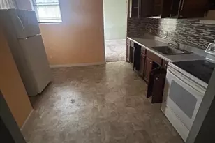 207 N Carey St, Baltimore, MD 21223 - Photo 6