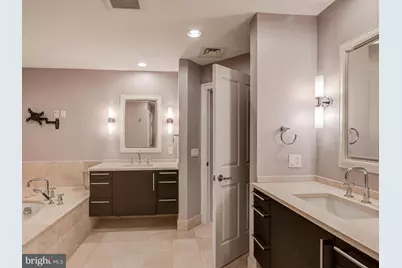 801 Key Highway #312, Baltimore, MD 21230 - Photo 24