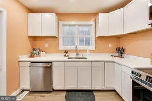 3615 Buena Vista Ave, Baltimore, MD 21211 - Photo 8