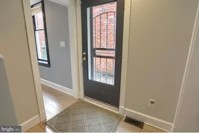 111 Barre Street W, Baltimore, MD 21201 - Photo 20