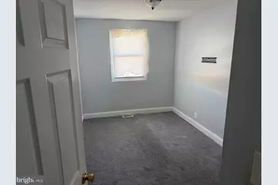 1215 N Augusta Avenue, Baltimore, MD 21229 - Photo 6