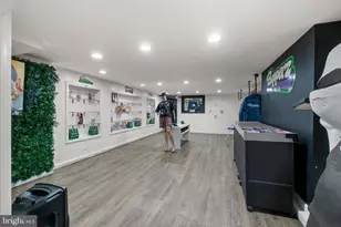 28 E 25th St, Baltimore, MD 21218 - Photo 28