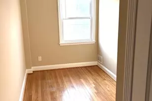 586 Lucia Ave, Baltimore, MD 21229 - Photo 10