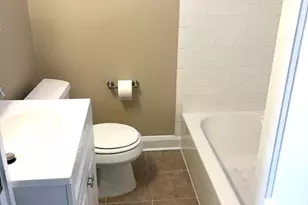 586 Lucia Ave, Baltimore, MD 21229 - Photo 12