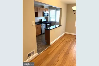 586 Lucia Avenue, Baltimore, MD 21229 - Photo 6