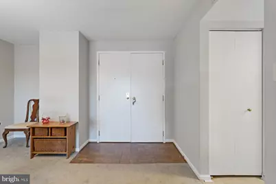 1040 Deer Ridge Drive #402, Baltimore, MD 21210 - Photo 2