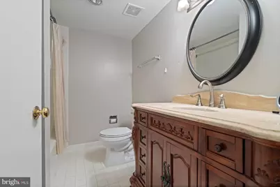 1040 Deer Ridge Drive #402, Baltimore, MD 21210 - Photo 14