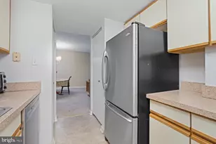 1040 Deer Ridge Dr, Baltimore, MD 21210 - Photo 10