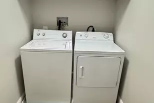 2705 E Biddle St, Baltimore, MD 21213 - Photo 10