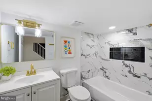 5410 Narcissus Ave, Baltimore, MD 21215 - Photo 32