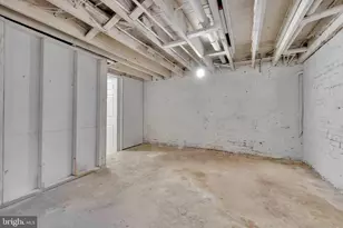 738 E 37th St, Baltimore, MD 21218 - Photo 24