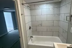 1030 W Franklin St, Baltimore, MD 21223 - Photo 18