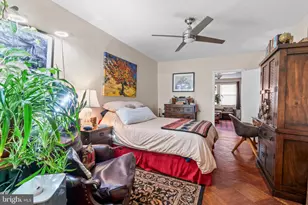 211 E 33rd St, Baltimore, MD 21218 - Photo 12