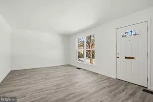 804 Arnold Ct, Baltimore, MD 21205 - Photo 2