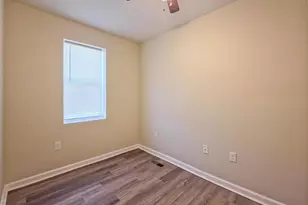 4911 Queensberry Ave, Baltimore, MD 21215 - Photo 12