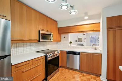 915 Dartmouth Glen Way, Baltimore, MD 21212 - Photo 10