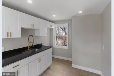 500 Baltic Avenue, Baltimore, MD 21225 - Photo 10