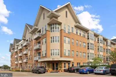 23 Pierside Drive #202, Baltimore, MD 21230 - Photo 1