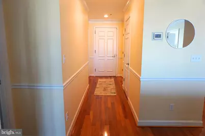 100 Harborview Drive #611, Baltimore, MD 21230 - Photo 2