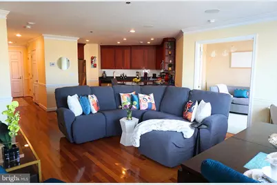 100 Harborview Drive #611, Baltimore, MD 21230 - Photo 1