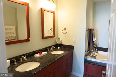 100 Harborview Drive #611, Baltimore, MD 21230 - Photo 16