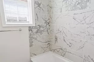 1724 E 25th St, Baltimore, MD 21213 - Photo 18