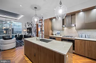 300 International Drive, Baltimore, MD 21202 - Photo 22