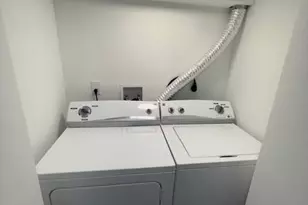 710 N Luzerne Ave N, Baltimore, MD 21205 - Photo 12