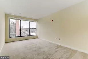 2007 Clipper Park Rd, Baltimore, MD 21211 - Photo 14