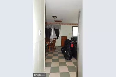 2717 Wegworth Lane, Baltimore, MD 21230 - Photo 4