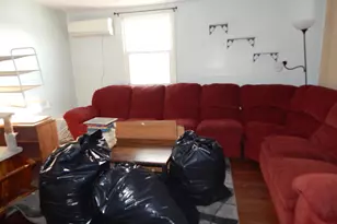 2717 Wegworth Ln, Baltimore, MD 21230 - Photo 2