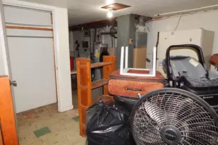 2717 Wegworth Ln, Baltimore, MD 21230 - Photo 12