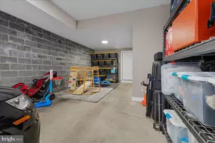 914 S Fagley St, Baltimore, MD 21224 - Photo 36